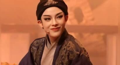 陈丽君称贾宝玉玉是长子长孙引争议 相关采访片段已被删除