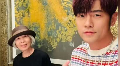 周杰伦晒母子合照，78岁叶惠美状态好到让人实名羡慕