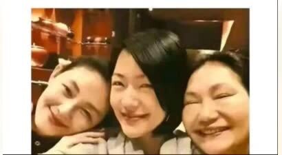 S妈受访 称见不到霖霖和玥儿，伤心透了！叹汪小菲没告知孩子动向