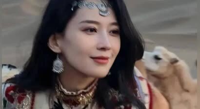 看见森林北湿身照，才明白汪峰五婚挑剔，章子怡彻底败下阵来