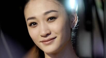 李小冉“躺着减肥”言论引热议，公众应理性看待