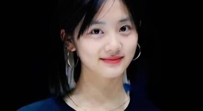 黄磊女儿进圈惹争议，首秀就与顶流、影后合作，星二代能否扶得起