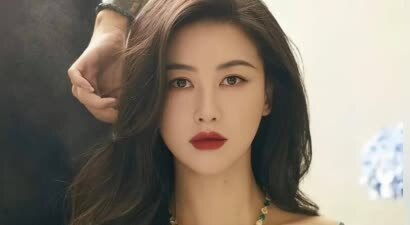 岁月成就美丽韵，年龄无碍风采增，细数迷人女星魅力