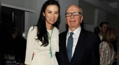 邓文迪成功改写后代命运，两个混血女儿，能秉承默多克220亿遗产