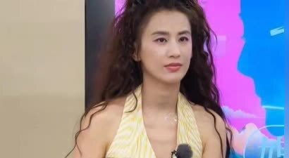 黄圣依妈妈首度公开在北京带了10年的外孙，叹：我女儿很不容易