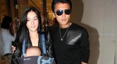 老三7岁，张柏芝还不肯公开生父，不光因为谢霆锋，也为了她自己
