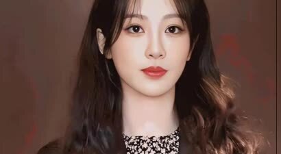 杨紫算不算顶级大美女？看看她和杨幂、张柏芝的合照，就有答案了