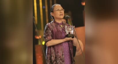 斯琴高娃，瑞士丈夫去世后，她被永久取消“国家一级演员”头衔