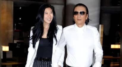 和谢贤相处12年，用青春换来2000万，如今32岁的她，过的怎么样？