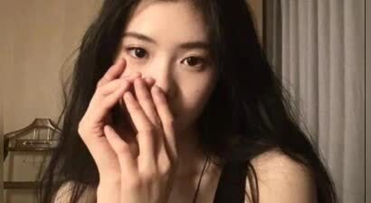被易烊千玺“表白”，又连拒林一和王安宇，25岁的她到底有多牛？