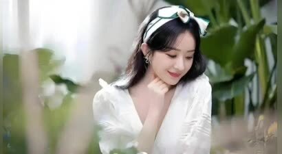 37岁的赵丽颖还在吃少女这碗饭，是后继无人，还是想在舒适圈躺平