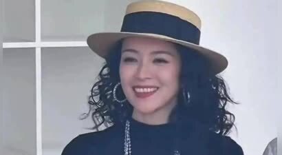 46岁章子怡又创奇迹，这一回，直接让整个娱乐圈陷入“沉默”！