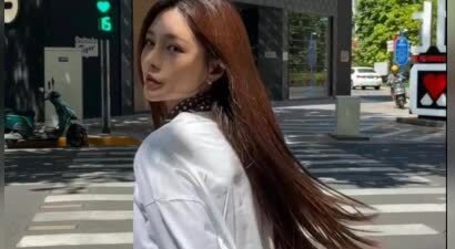 杜海涛晒14张约会照,赞沈梦辰下厨做湘菜,二人甜蜜如初