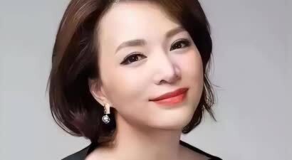 昔日央视主持再次重聚，董卿周涛惊艳了岁月，朱军却被岁月惊艳了
