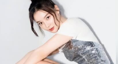 袁姗姗不演戏似“消失”？于正为她铺新路，这是要换道超车？
