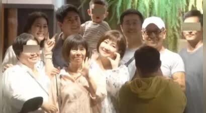 任家萱带男友儿子与爸妈聚餐，她和小徐一起变胖，妹妹妹夫也来了