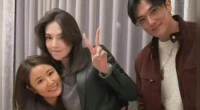 林心如许玮甯参加聚会，霍建华邱泽融入老婆圈子，阵容豪华太养眼