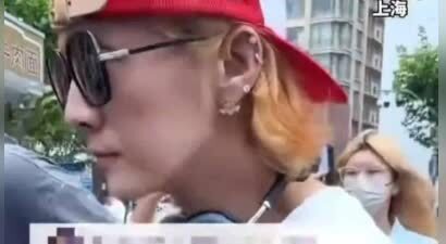 鹿晗暴瘦似纸片人认不出，健康问题再引担忧，网友对此总说纷纭