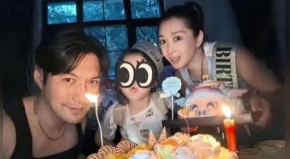 严屹宽为女儿庆生，7岁小肉肉长成俏萝莉，一家三口全是高颜值