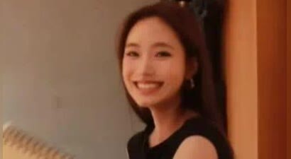 小S二女儿疑似整容，外貌模样大变，小S为女儿举办画展却关闭评论