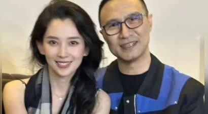汪峰不忍了！深夜秀恩爱，与森林北新疆团聚，置顶合照，宁静解放