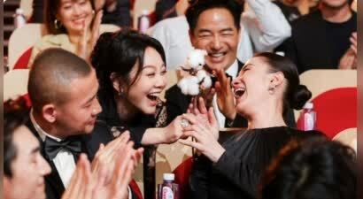 曹可凡的3次抢镜，把宋佳、靳东和蒋奇明的尴尬体现得淋漓尽致