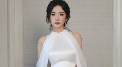 杨幂化身“白月光”美人！清新脱俗气质优雅