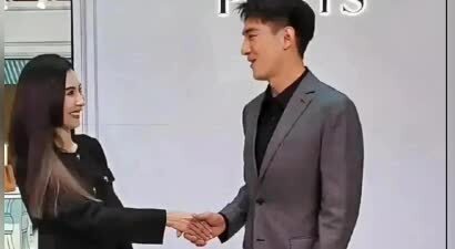 贾乃亮哭晕!张柏芝看林更新的眼神不对劲儿!谢霆锋就是这样沦陷的