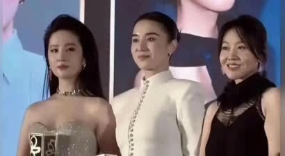 白玉兰风波升级，“一言不发”的刘亦菲，终于不再顾忌所谓的体面