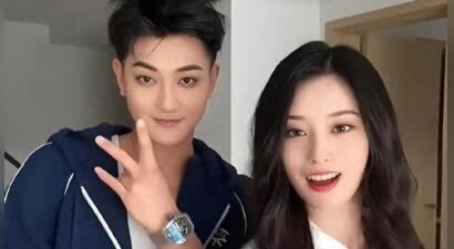 八竿子打不着的4对明星是夫妻，冷门程度超乎想象，太让人感到意外