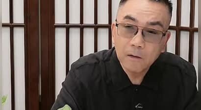 著名演员杨少华是被累死的？儿子杨议回应：那天问他“行吗”，他说不在家待着就行，“他跑腿跑了一辈子，就喜欢出去溜溜！”