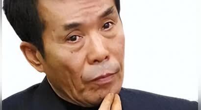 76岁何庆魁被儿子直播“背刺”：他嫖不动了，每个月给1万块够花