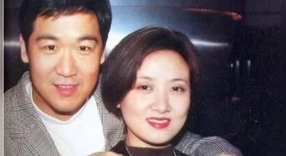 70岁张国立丑闻曝光，牵连章子怡，翻旧账之下邓婕也无力回天