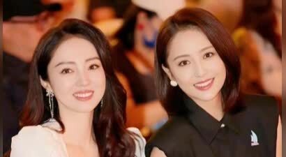 董璇广告拍摄现场照曝光，工作人员爆料：她真缺钱，什么活都接