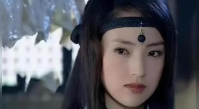 被群嘲的董璇，年轻时到底多美？出道22年10部经典作品，颜值几变