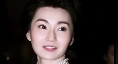 王晶评港圈四大美人：青霞男相，嘉欣没肉，祖贤腿丑，她最完美