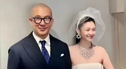 深情款款，背后的舆论漩涡汹涌，具俊晔七夕悼念大S引发热议