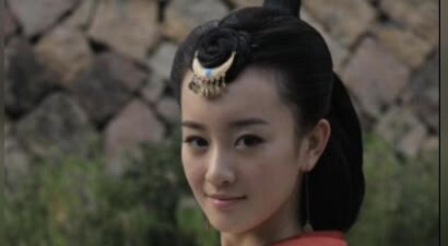 初见惊为天人，再见像换了个人，这5位女星的颜值崩塌得太快