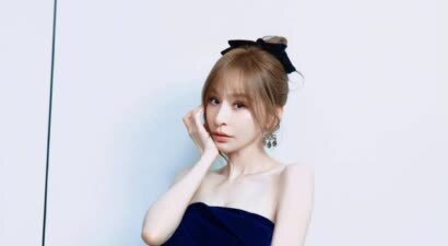 王心凌更新美照状态好似少女