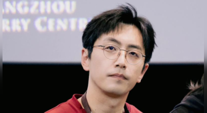 白客疑似被00后女友逼宫！相差12岁谈了4年，女方秀恩爱惹怒粉丝