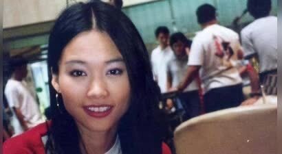 靠一首歌与王菲齐名，却被俩渣男折磨成精神病，49岁许美静无人识