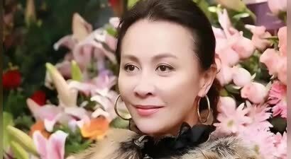 善恶终有报！“得意忘形”的刘嘉玲，老公梁朝伟还能继续救她吗？