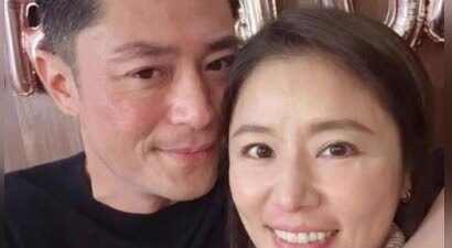 林心如父母露面，75岁林爸180高个好显年轻，与林妈复婚后很甜蜜