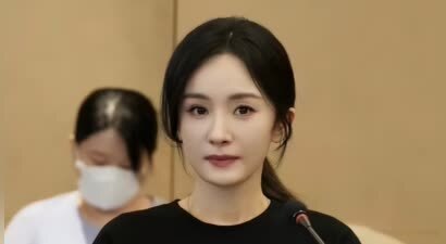 央视镜头，刘亦菲在发光，杨幂赵丽颖扛住了，辛芷蕾素颜美的扎眼