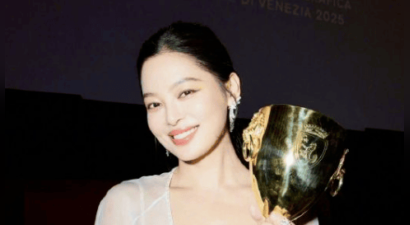 辛芷蕾称收到女演员们集体送祝福：我们之间的氛围都很好