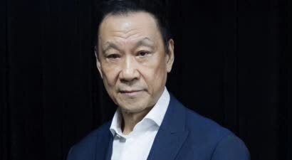 老戏骨王学圻，与结婚40年妻子对簿公堂，坦言：对不起的就是儿子