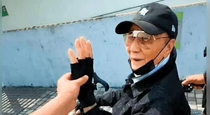 89岁谢贤生活近况曝光：四名工人24小时看护，王菲谢霆锋频繁探望