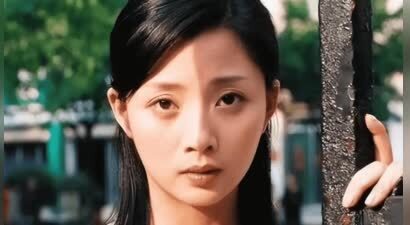 世上没有后悔药，45岁离婚未育的殷桃，如今的下场怪不了别人