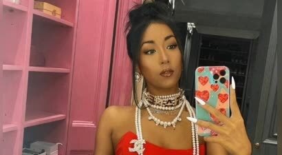 刘欢没想到，自己那“黑料满天飞”的爱徒，如今也走了一条上坡路