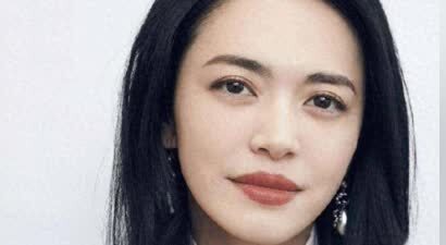 姚晨为崔丽丽发声：一位勇敢无畏的女士！却遭部分人质疑“蹭热度”